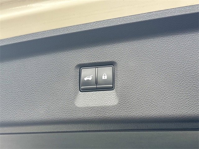 Used 2024 INFINITI QX60 Luxe image 15