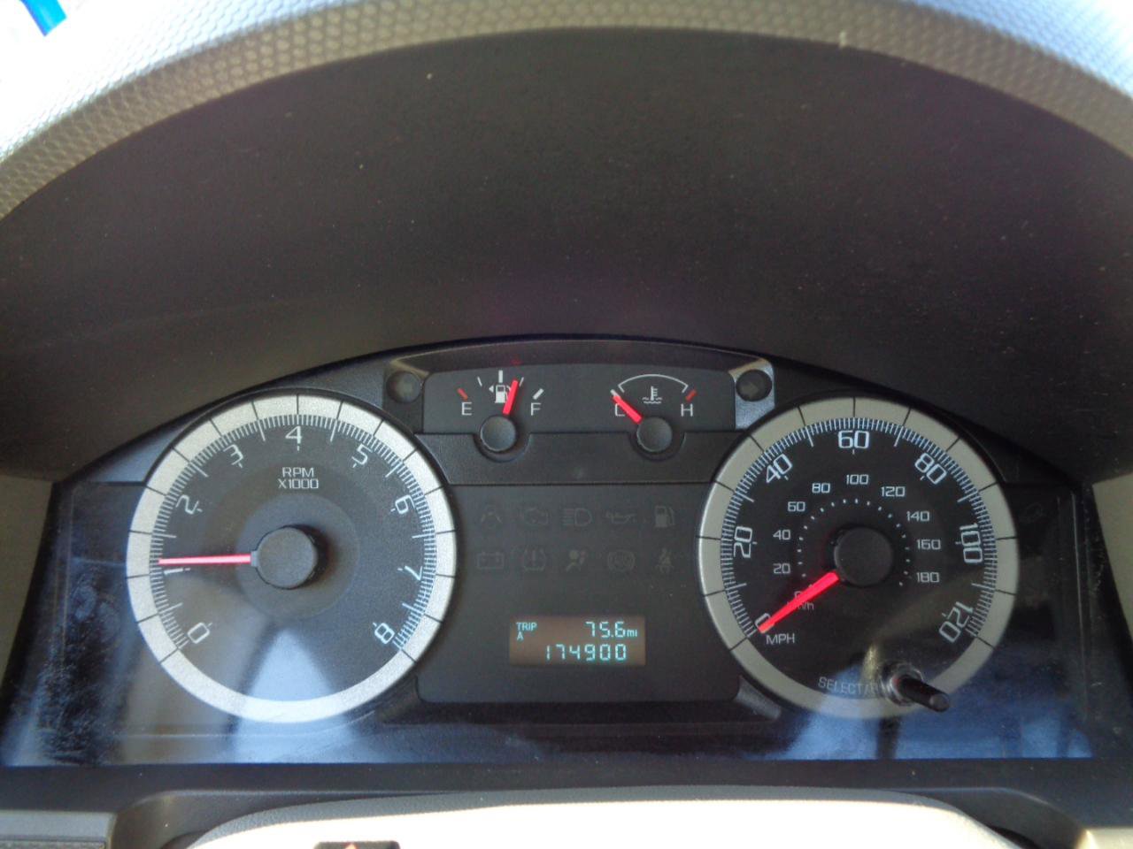 Used 2010 Ford Escape XLS FWD image 16