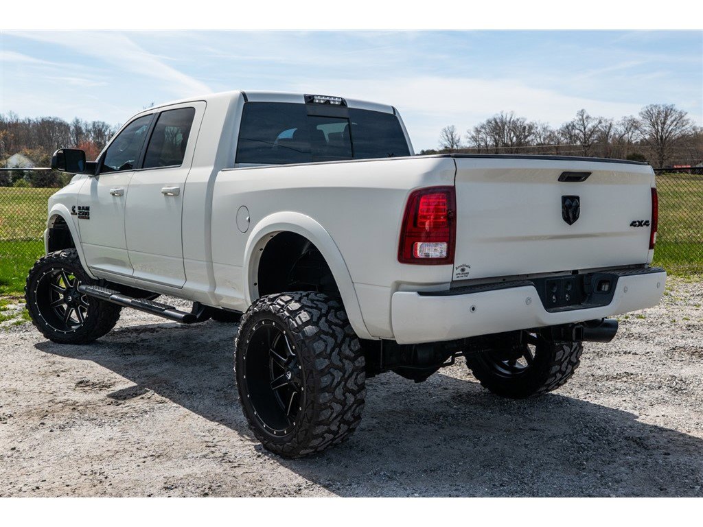 Used 2018 RAM 2500 Laramie w/ Sport Appearance Group image 8