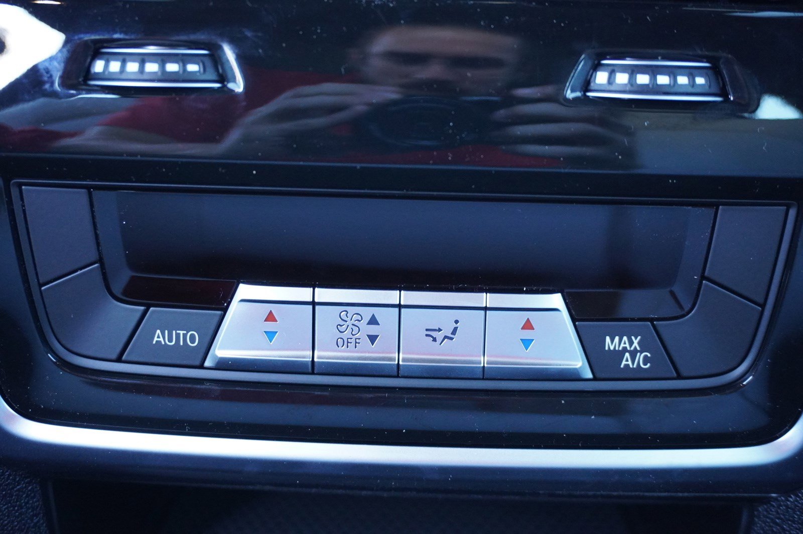 New 2025 BMW X7 xDrive40i w/ M Sport Package image 25