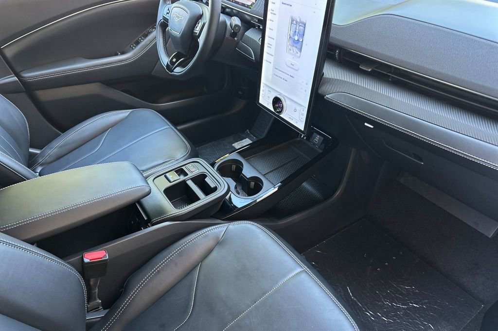 New 2026 Ford Mustang Mach-E Select image 13