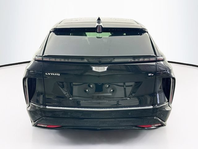 New 2027 Cadillac Lyriq Premium Luxury w/ LPO, Floor Liner Package AWD/4WD image 6