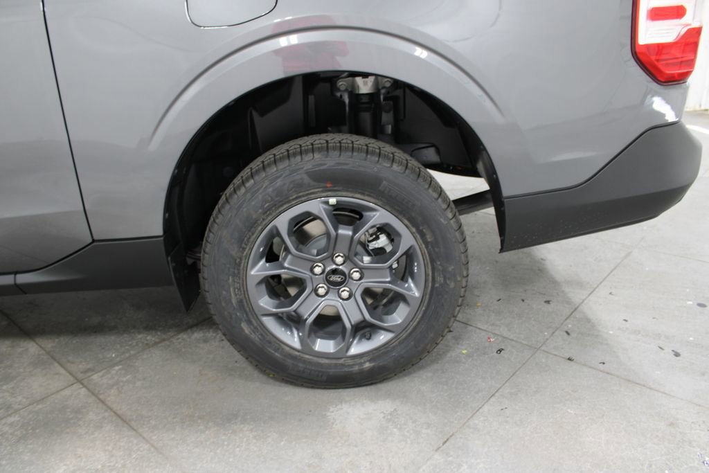 New 2025 Ford Maverick XLT image 34