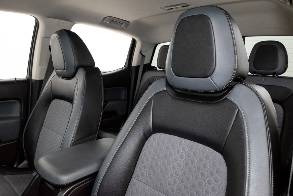 Used 2016 Chevrolet Colorado Z71 image 11