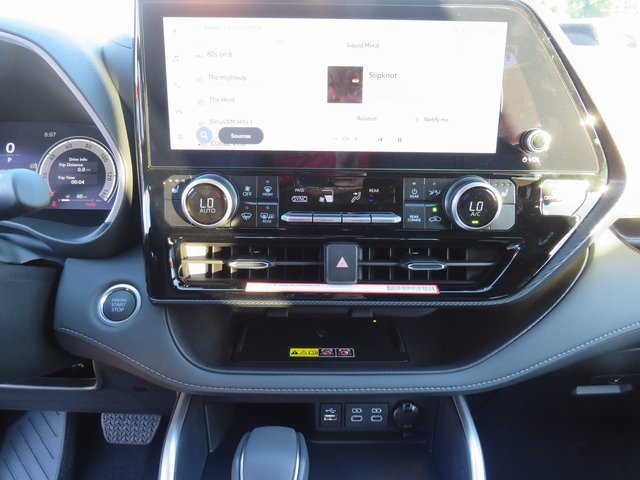 New 2026 Toyota Highlander XSE image 29