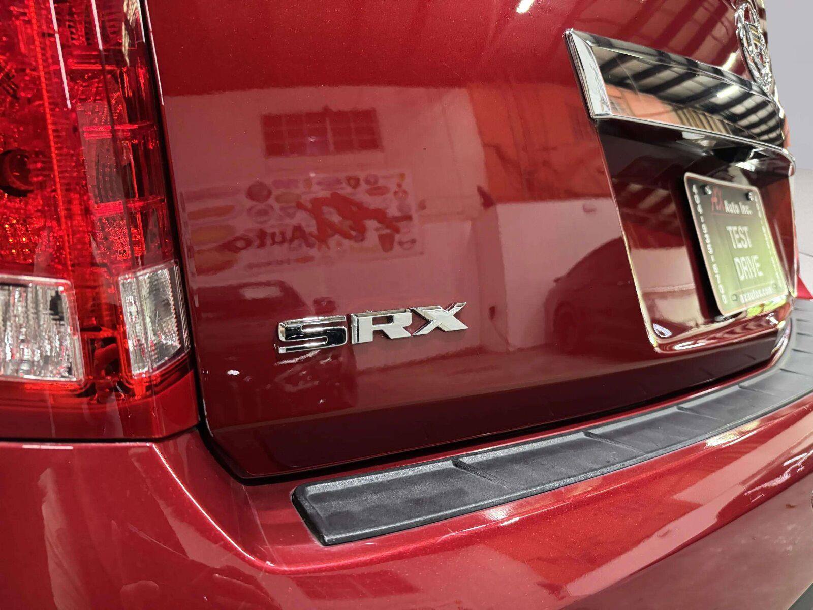 Used 2013 Cadillac SRX Performance FWD image 18