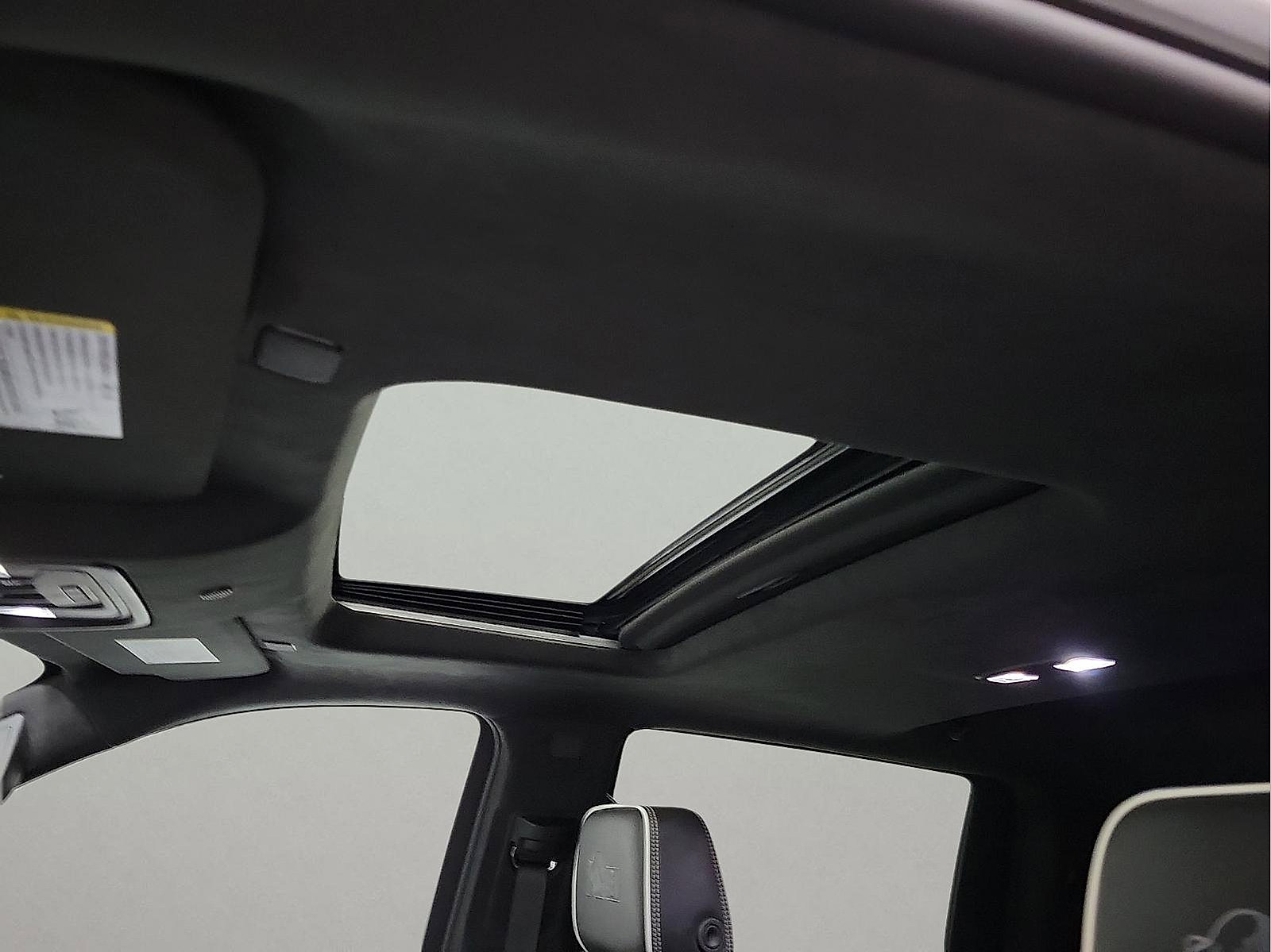 Used 2024 GMC Sierra 1500 AT4X w/ AT4X AEV Edition image 11