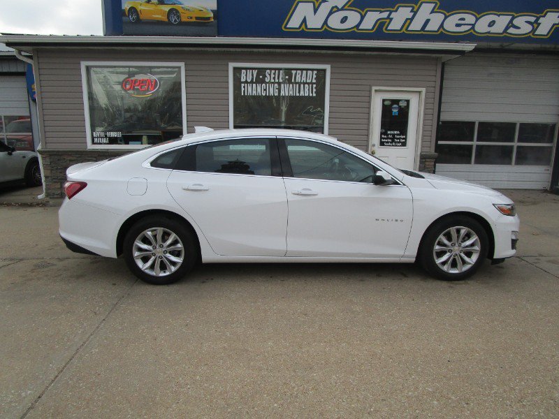 Used 2020 Chevrolet Malibu LT FWD image 2