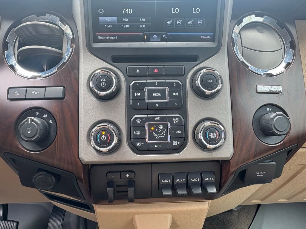 Used 2013 Ford F250 Lariat w/ Lariat Interior Pkg image 21