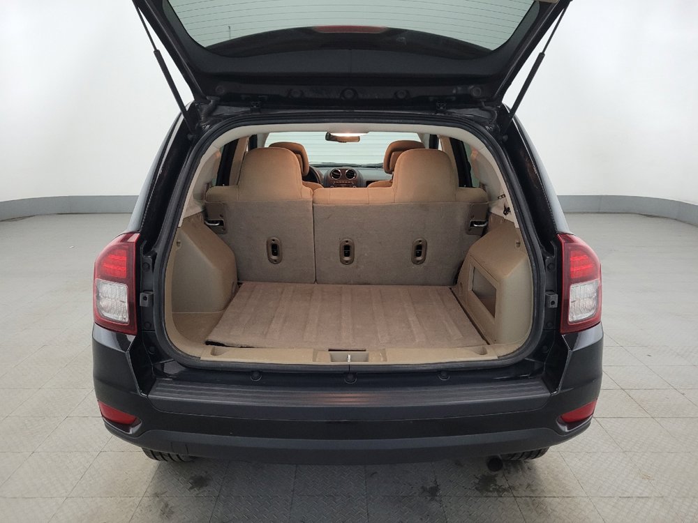 Used 2016 Jeep Compass Sport w/ Power Value Group image 29