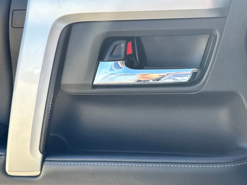 Used 2022 Toyota 4Runner SR5 image 24