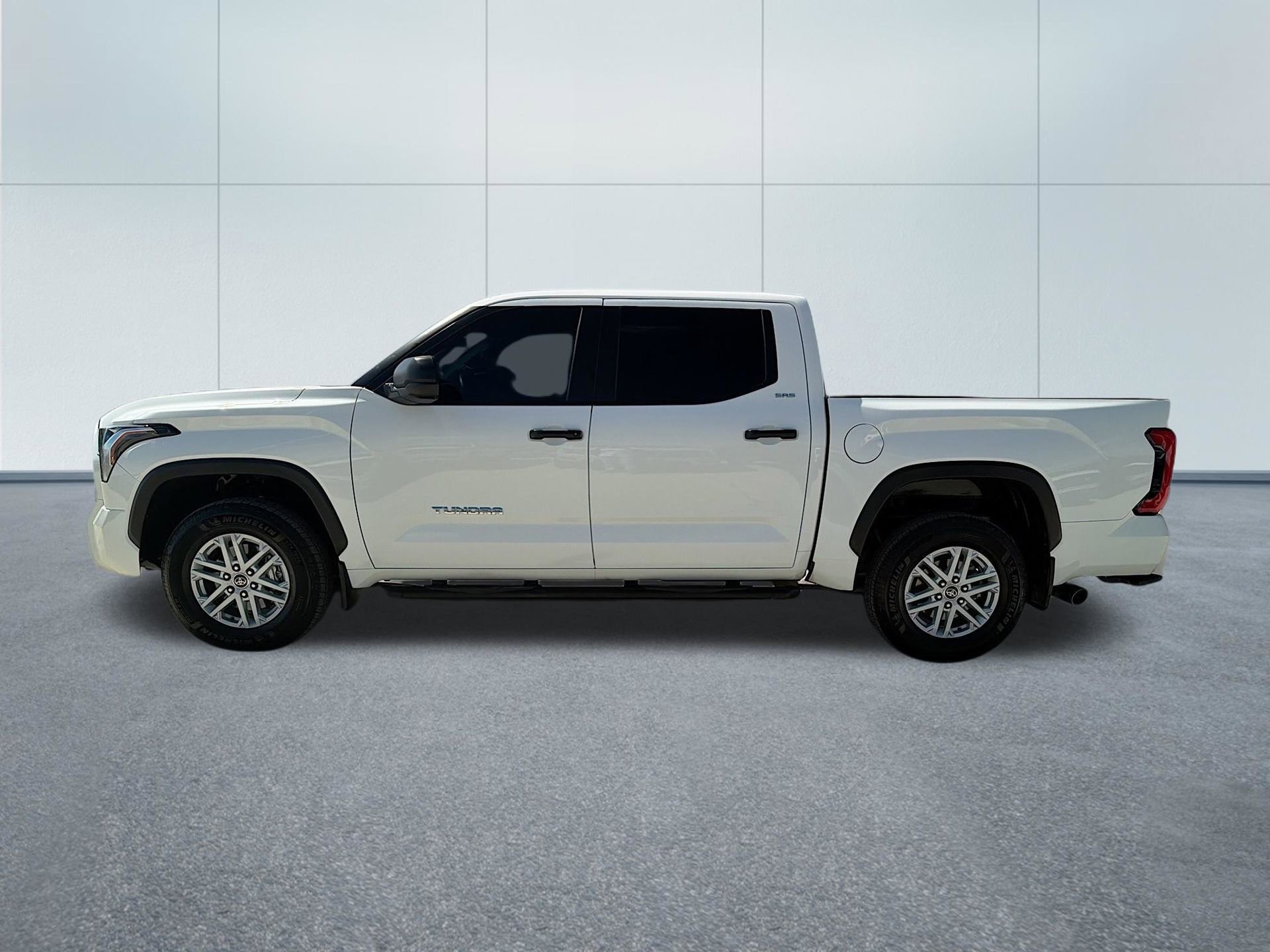 Used 2024 Toyota Tundra SR5 image 10
