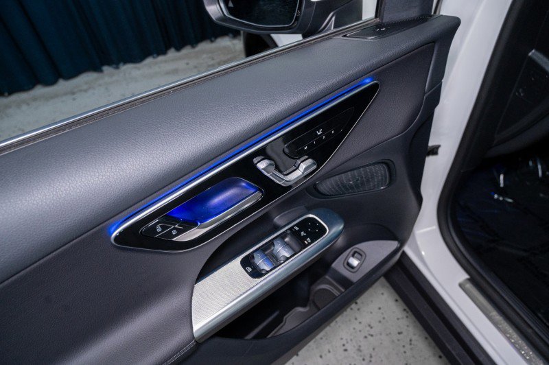 Certified 2026 Mercedes-Benz GLC 300 image 11