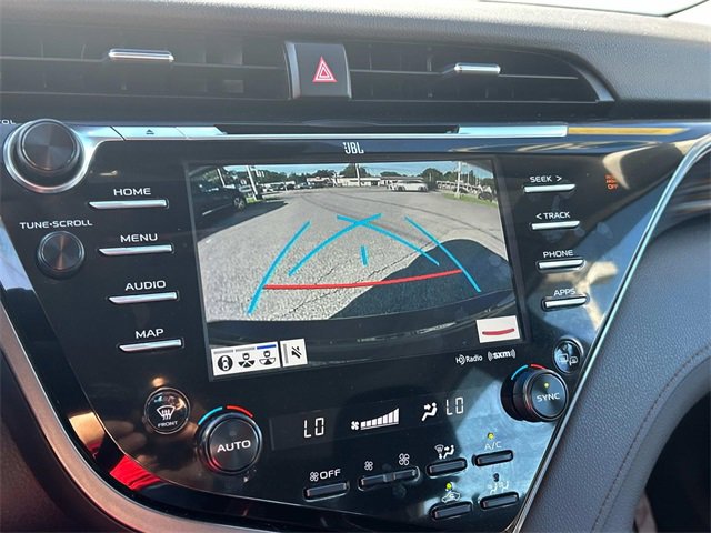 Used 2020 Toyota Camry XLE image 27