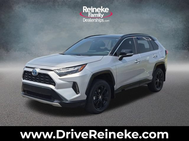 Used 2022 Toyota RAV4 XSE AWD/4WD image 1