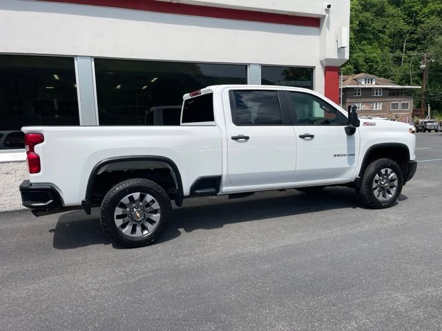 Used 2024 Chevrolet Silverado 2500 Custom w/ Custom Convenience Package AWD/4WD image 7