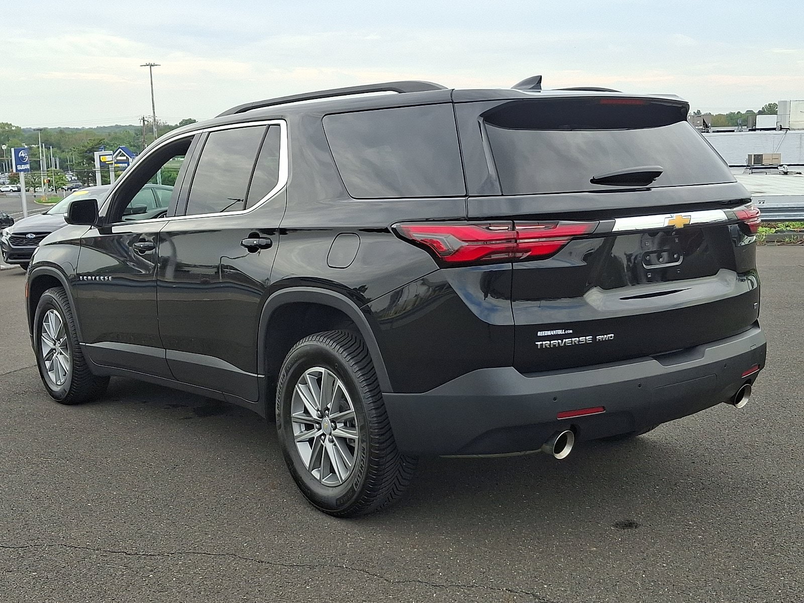 Used 2023 Chevrolet Traverse LT AWD/4WD image 4