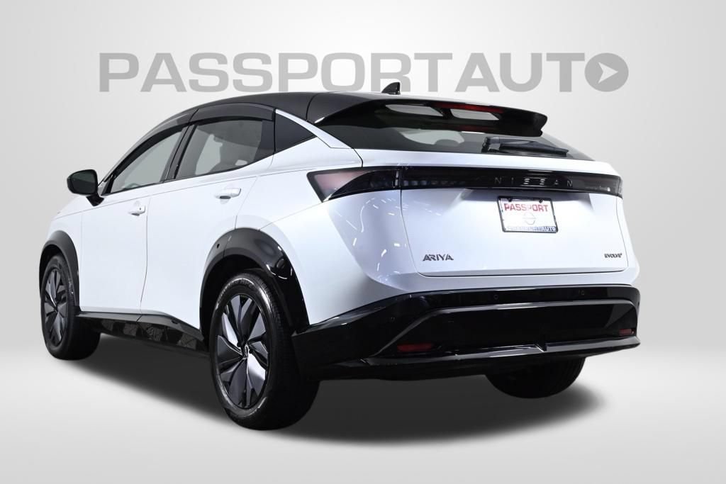 Certified 2023 Nissan Ariya FWD image 5