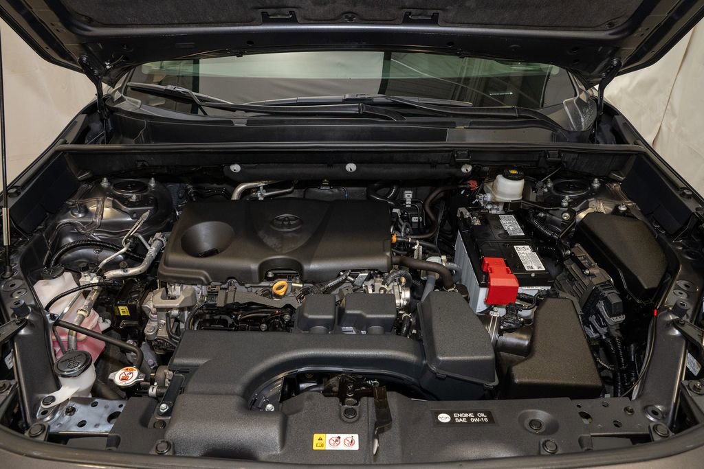 Used 2024 Toyota RAV4 LE image 17