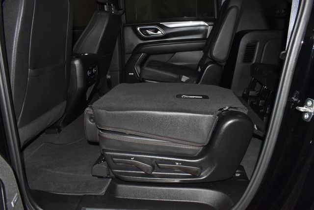 Used 2024 Chevrolet Suburban RST image 34