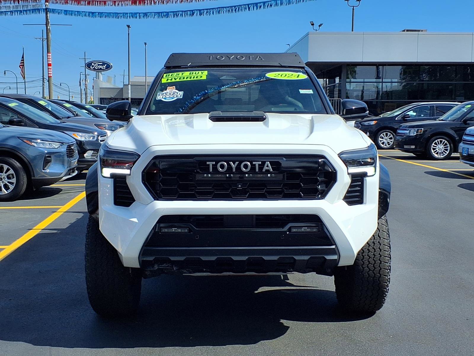 Used 2024 Toyota Tacoma TRD Pro AWD/4WD image 8