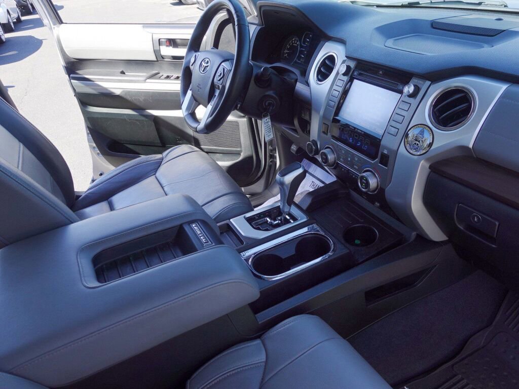 Used 2019 Toyota Tundra Limited w/ Limited Premium Package AWD/4WD image 15