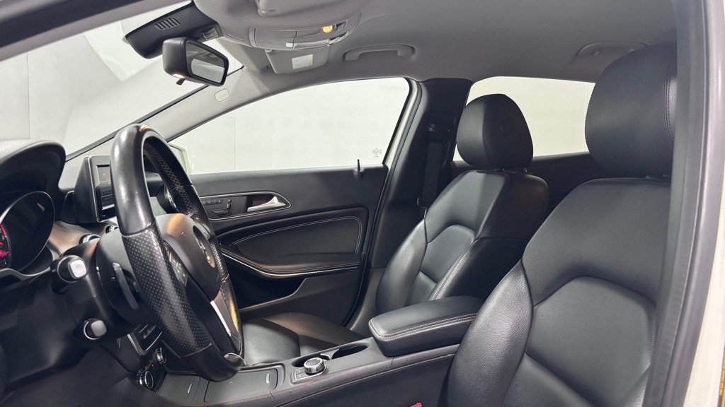 Used 2015 Mercedes-Benz GLA 250 4MATIC image 12
