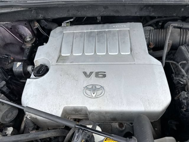 Used 2012 Toyota Highlander 4WD w/ Tech Pkg image 26