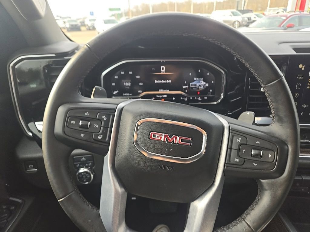 Used 2024 GMC Sierra 1500 Elevation w/ Preferred Package AWD/4WD image 16