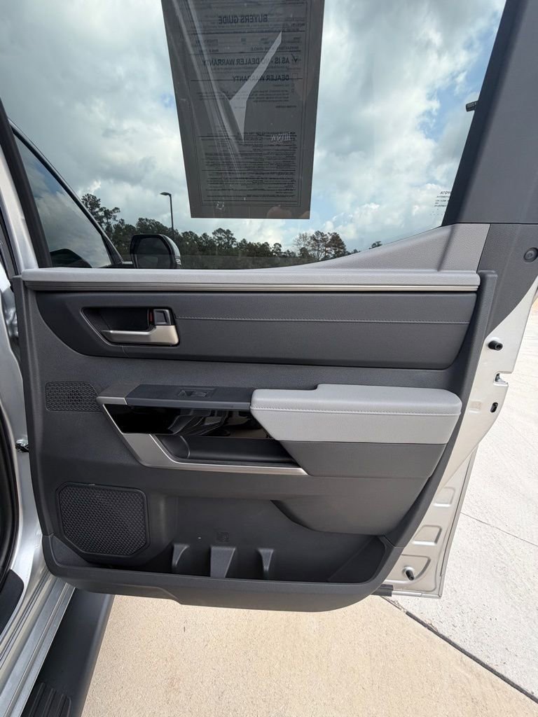 Used 2025 Toyota Tundra Limited w/ Power Package image 16
