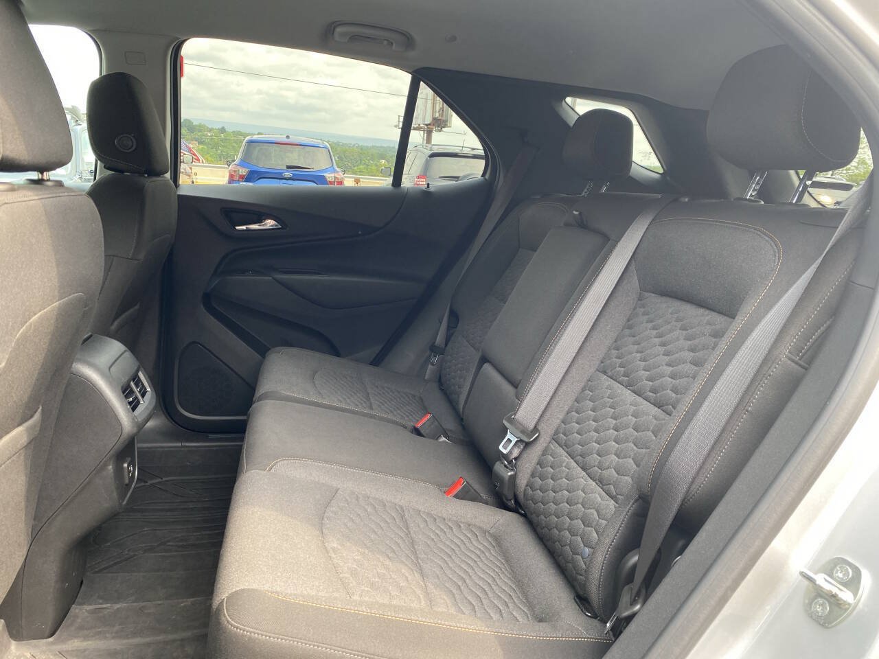 Used 2021 Chevrolet Equinox LT AWD/4WD image 16