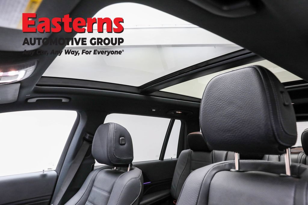 Used 2024 Mercedes-Benz GLS 450 4MATIC w/ AMG Line Exterior image 37
