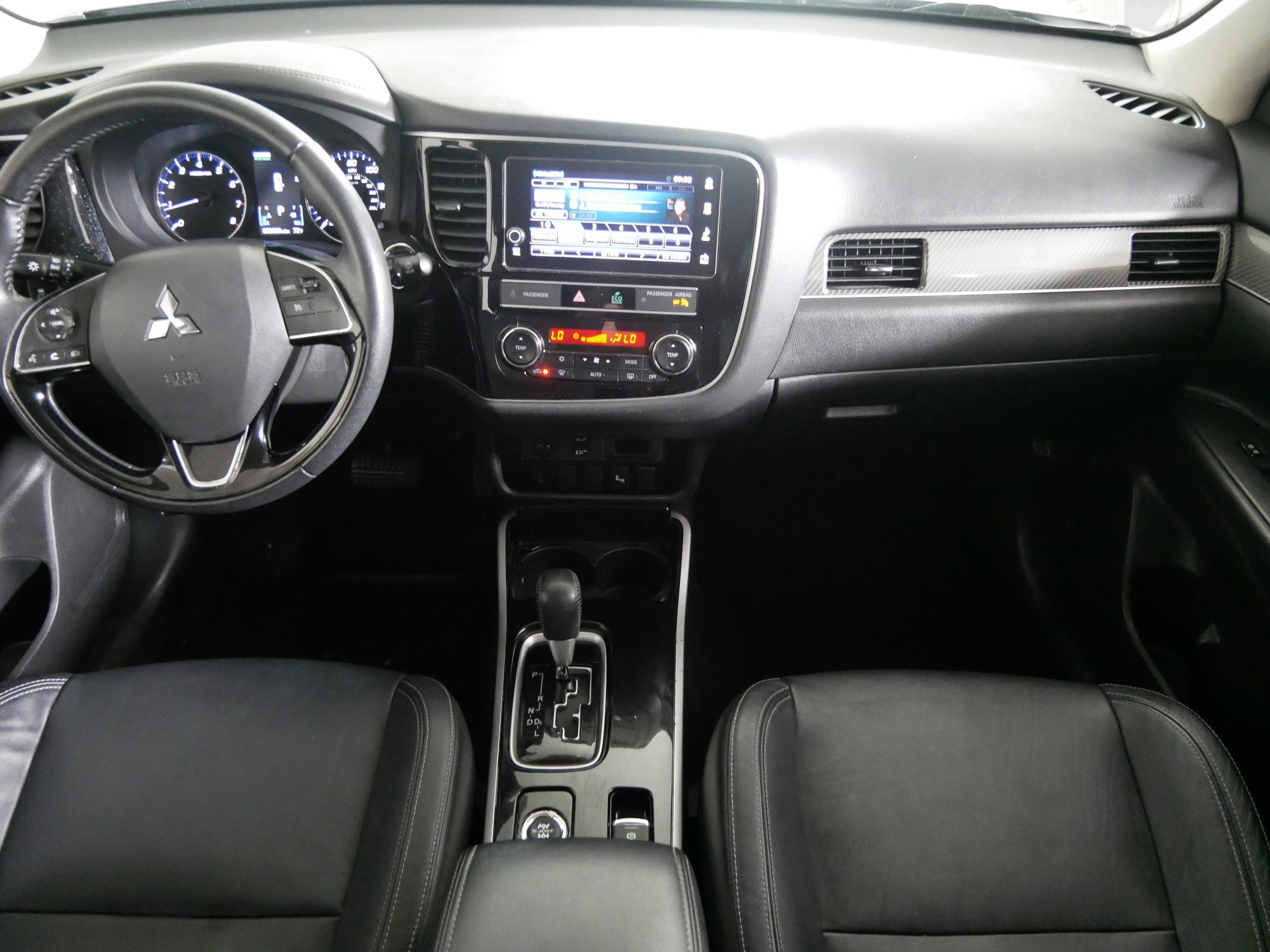 Used 2019 Mitsubishi Outlander SEL AWD/4WD image 10