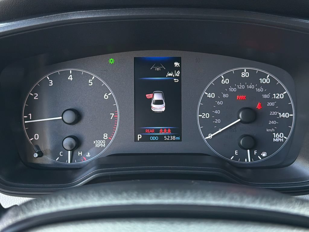 Used 2025 Toyota Corolla LE FWD image 21