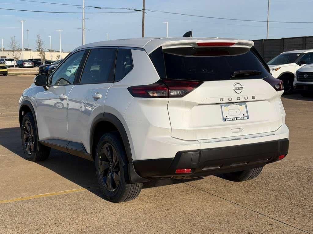 New 2026 Nissan Rogue SV FWD image 5