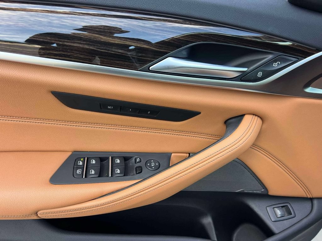 Certified 2023 BMW 540i xDrive w/ Executive Package AWD/4WD image 19