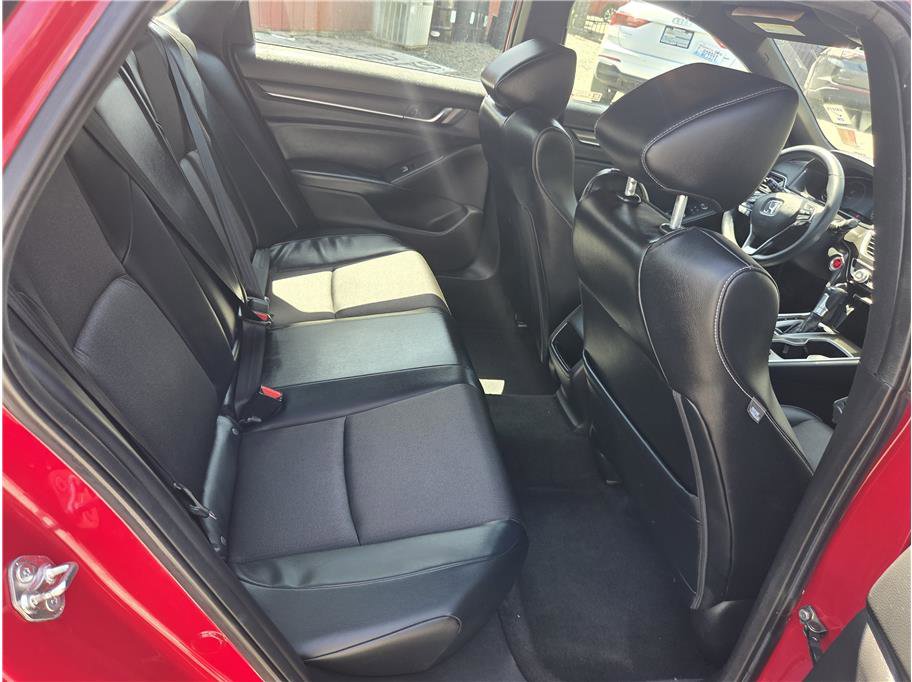 Used 2018 Honda Accord Sport image 46