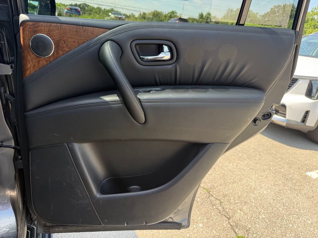 Used 2023 Nissan Armada SL w/ Cargo Package AWD/4WD image 16