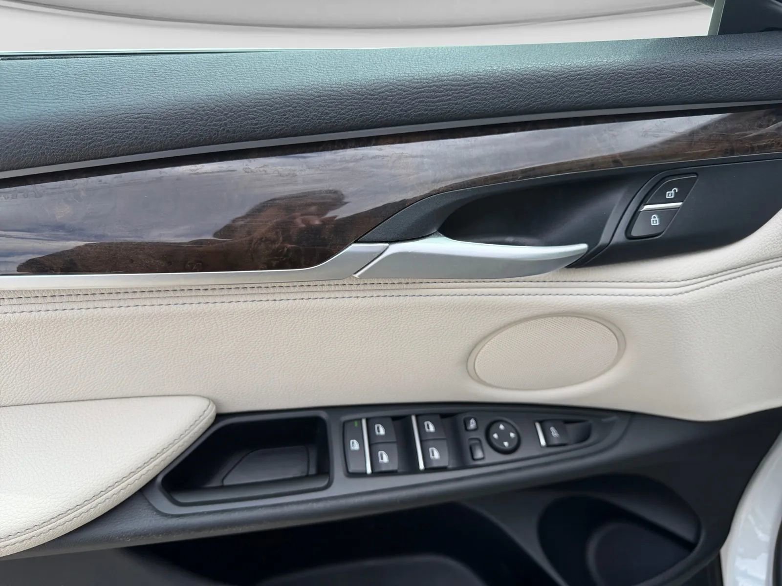 Used 2018 BMW X5 xDrive35i image 15