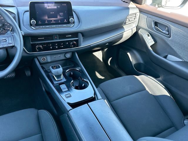 Used 2023 Nissan Rogue S image 21