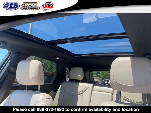 Used 2018 Cadillac XT5 Luxury w/ Driver Awareness Package AWD/4WD image 12