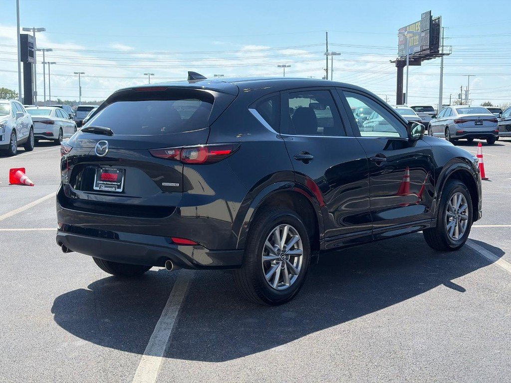 Used 2025 MAZDA CX-5 AWD 2.5 S w/ Select Package image 3
