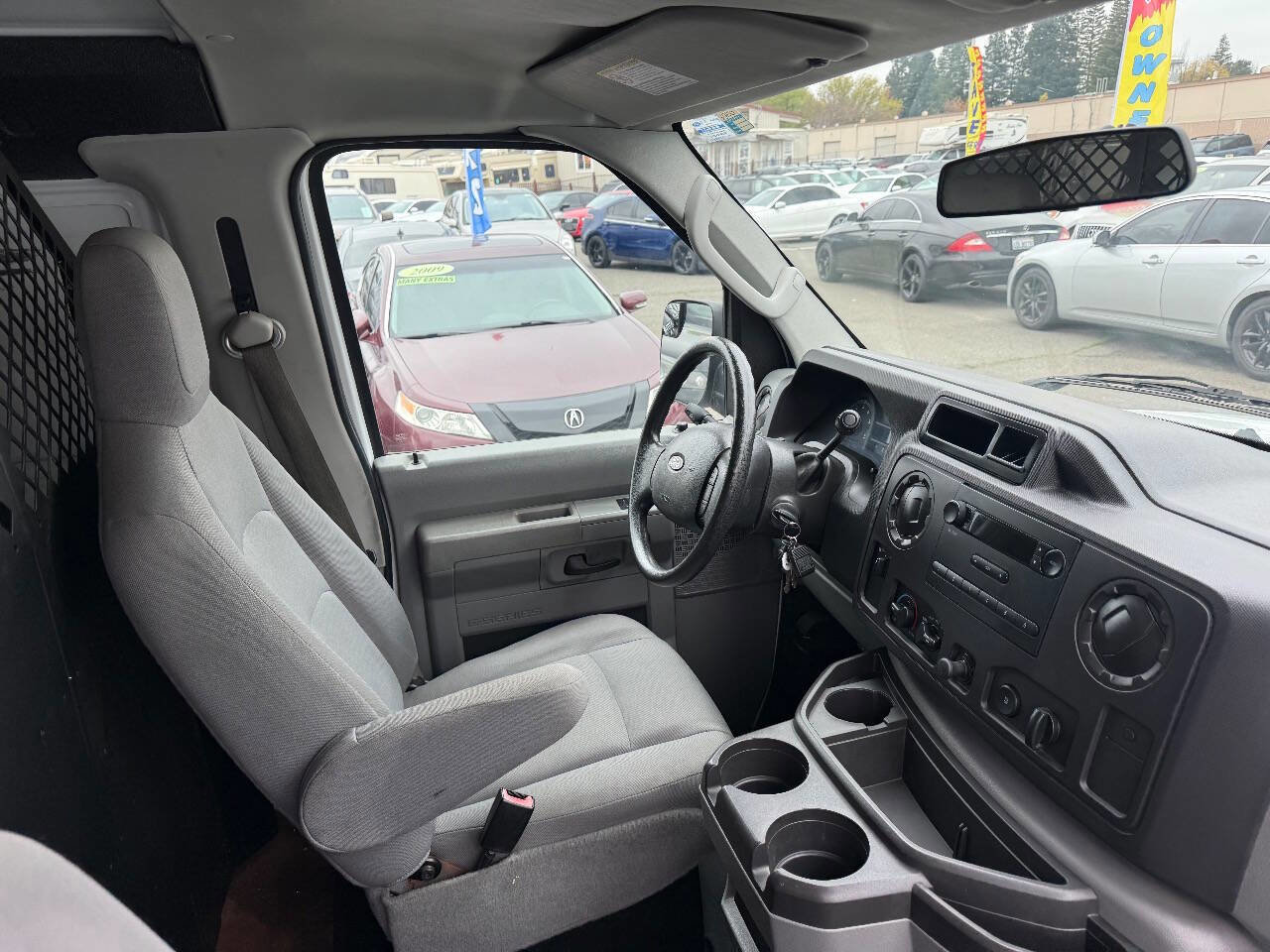 Used 2011 Ford E-150 and Econoline 150 w/ Commercial Cargo Van Pkg RWD image 12