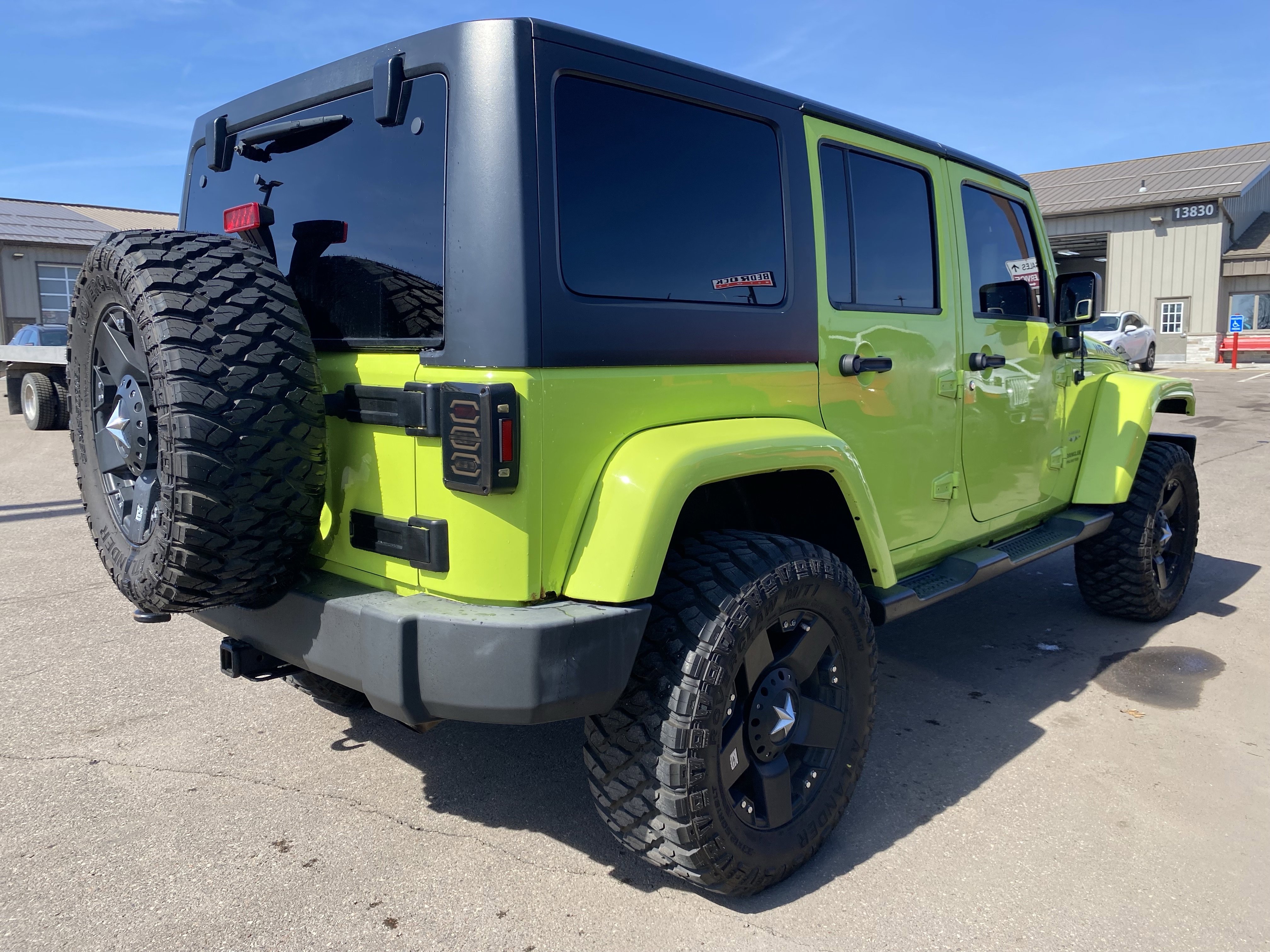 Used 2016 Jeep Wrangler Unlimited Sahara w/ Dual Top Group image 31