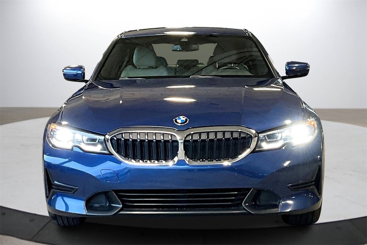 Used 2022 BMW 330i Sedan w/ Premium Package 2 image 3