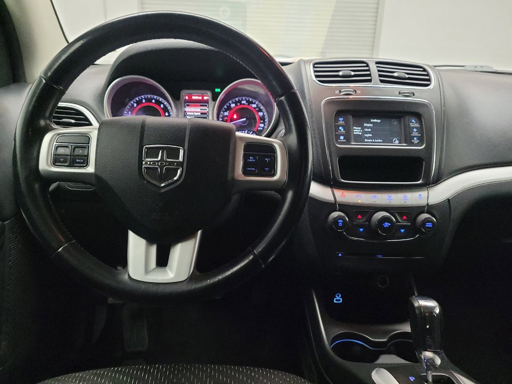 Used 2017 Dodge Journey SE w/ Flexible Seating Group image 22