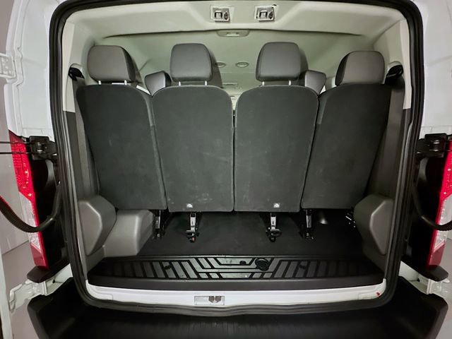 Used 2023 Ford Transit 350 XLT image 31