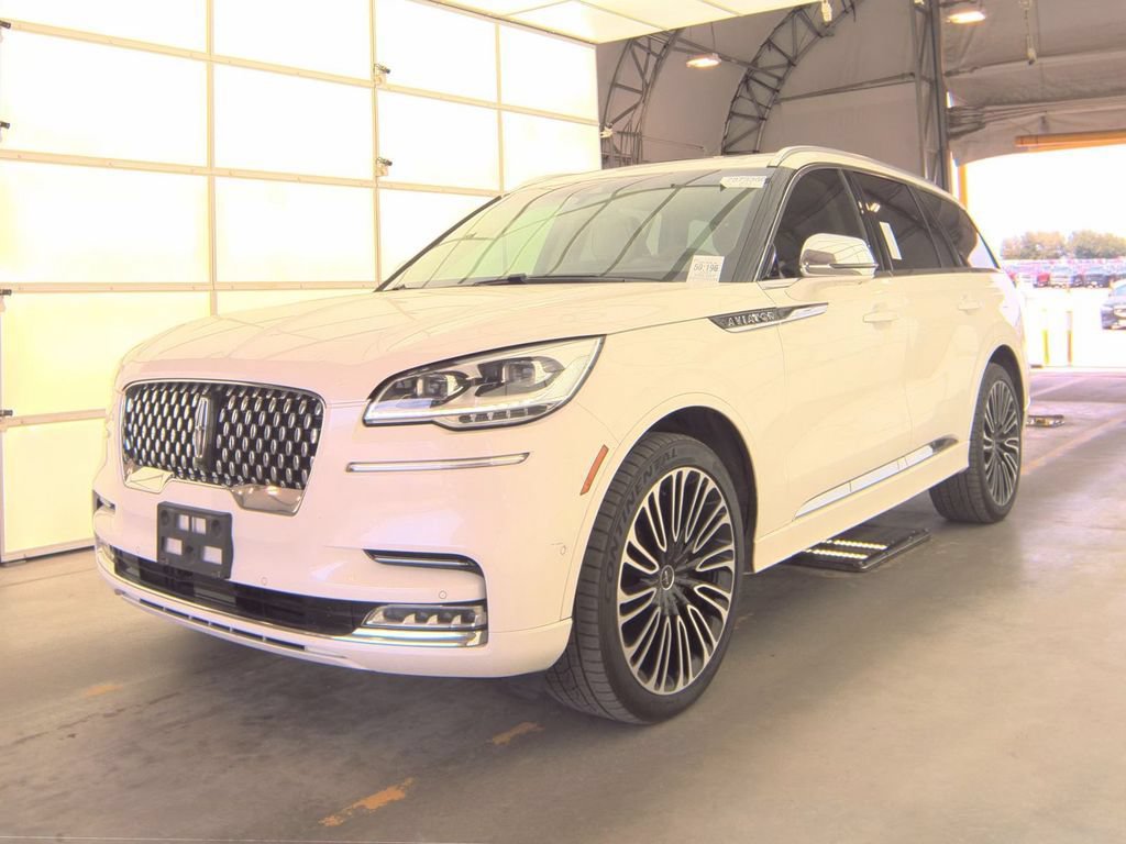 Used 2021 Lincoln Aviator Black Label w/ Dynamic Handling Package AWD/4WD image 12