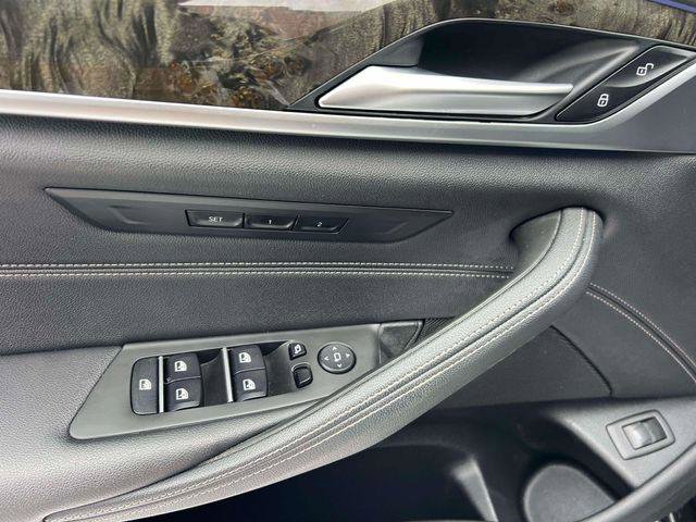 Used 2022 BMW 530i xDrive w/ Convenience Package image 15