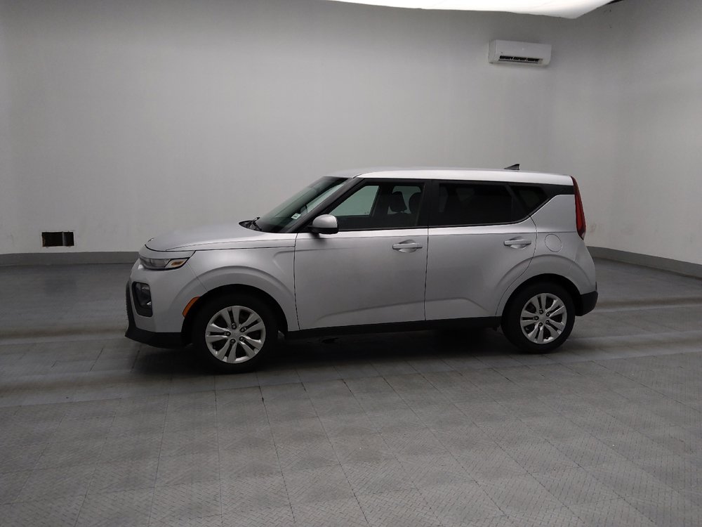 Used 2020 Kia Soul LX image 2